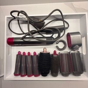 Dyson Airwrap 1st generation